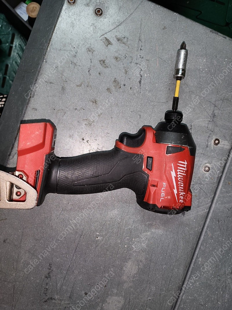 밀워키 M18 FID2 팝니다.--1