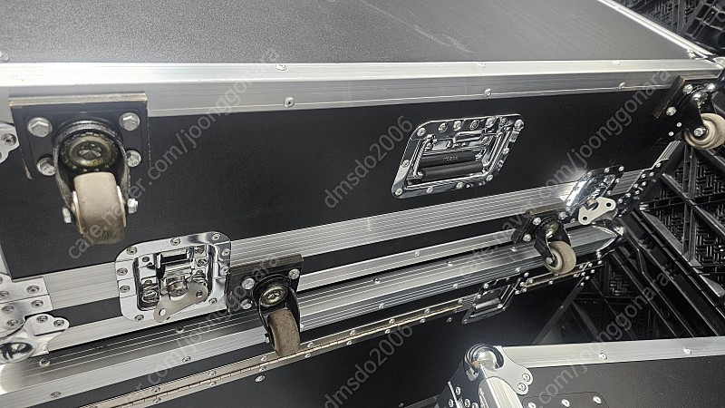 음향믹서 베링거X32 풀사이즈 팝니다. 이미지