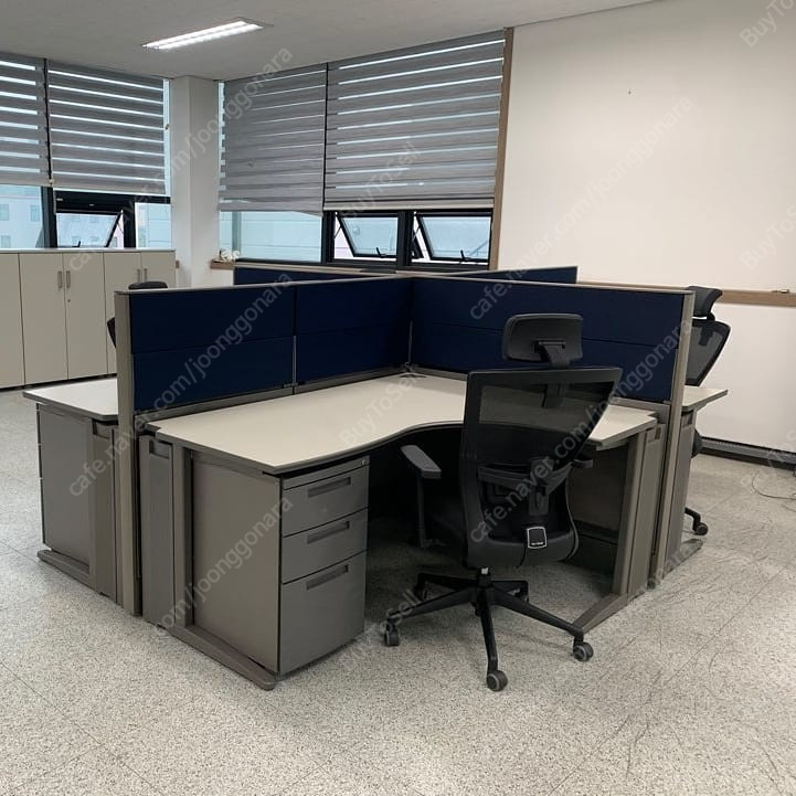 퍼시스 L형책상 메쉬의자 파티션 중고사무용가구 대량판매 이미지
