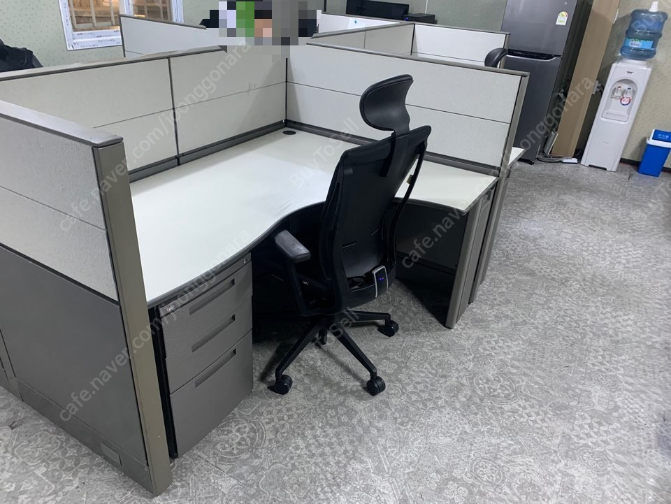 퍼시스 L형책상 메쉬의자 파티션 중고사무용가구 대량판매 이미지