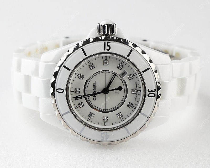 샤넬 J12 쿼츠 다이아몬드, 33MM 정품 손목시계 판매해요! 이미지