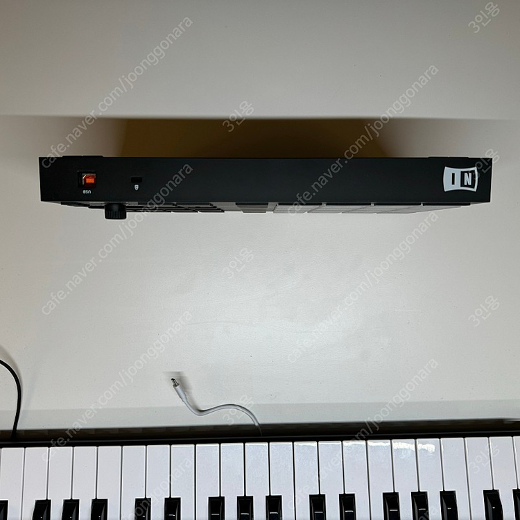 Native Instrument NI MASCHINE MIKRO MK3 판매합니다.--6