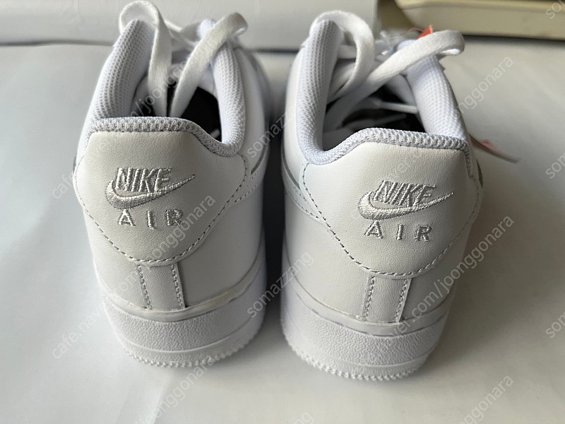 나이키 에어포스 로우 GS 올백 245 이미지