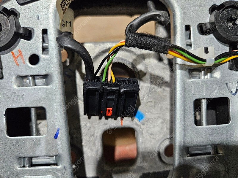 [GW] 크루즈 2014년 상태 양호한 핸들 핸들링 팝니다. 클럭스프링 서비스 이미지