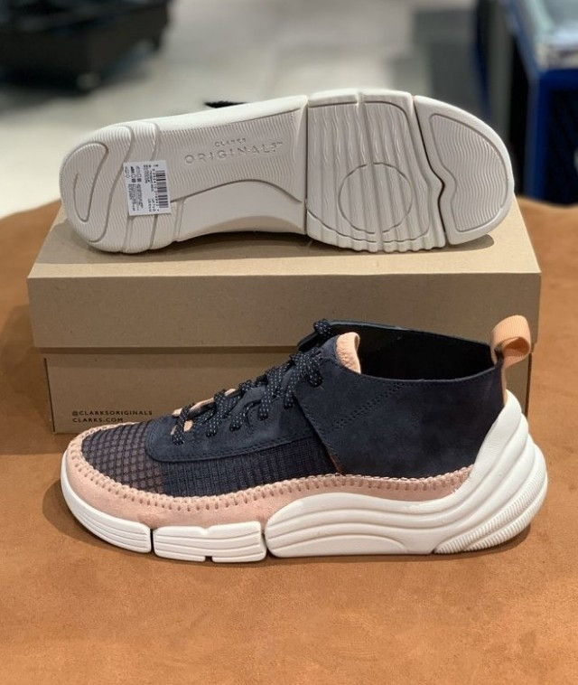 클락스 트리제닉 남성 스니커즈 네이비 UK 8(운동화기준 275)새제품-택포가격 이미지