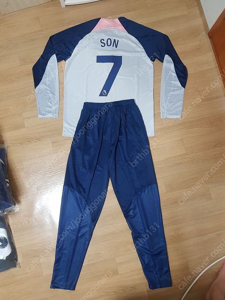 토트넘 바이에른뮌헨 아스날 축구 유니폼 긴팔+긴바지 상하의세트 판매 이미지