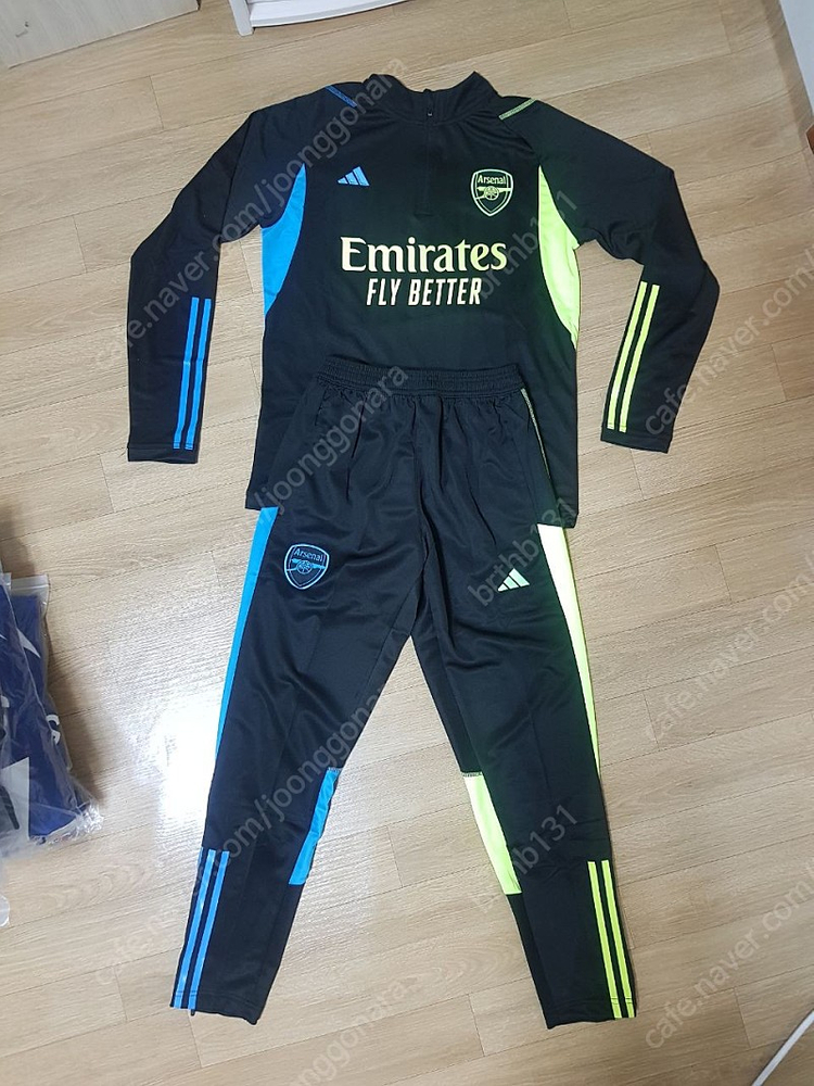 토트넘 바이에른뮌헨 아스날 축구 유니폼 긴팔+긴바지 상하의세트 판매 이미지
