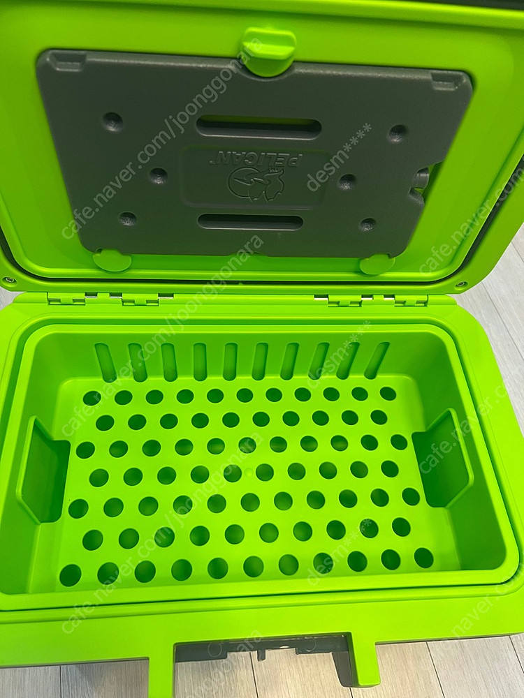 펠리칸 쿨러 8QT 7.5리터 소형 미니멀 아이스박스 이미지