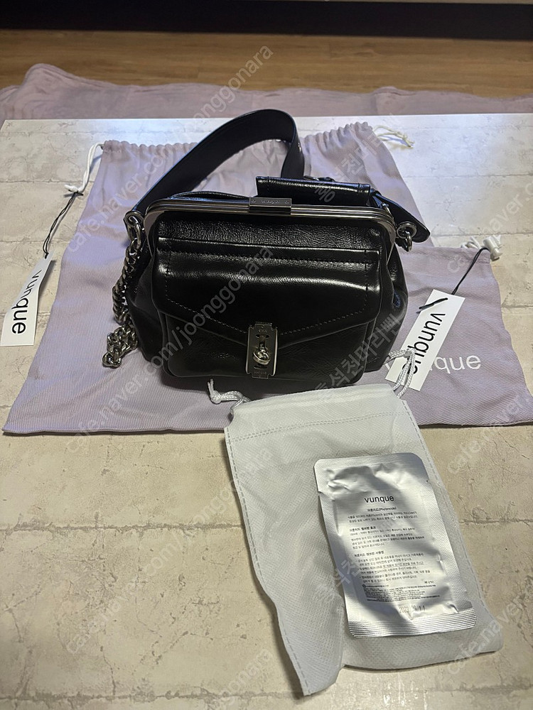 분크 오캄 더 카고 프레임 숄더백+ 기어체인(함은정,조이서, 류이서가방) 베스트상품이에요! 이미지