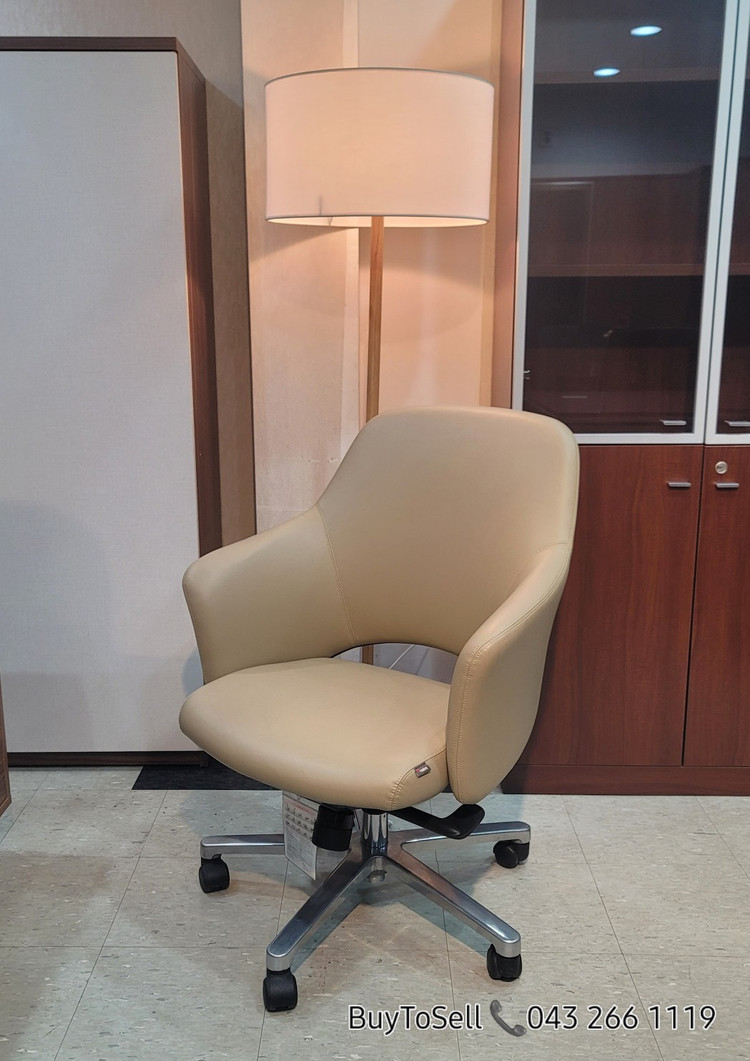 퍼시스 인비토의자 CH3801 중역의자 판매 이미지