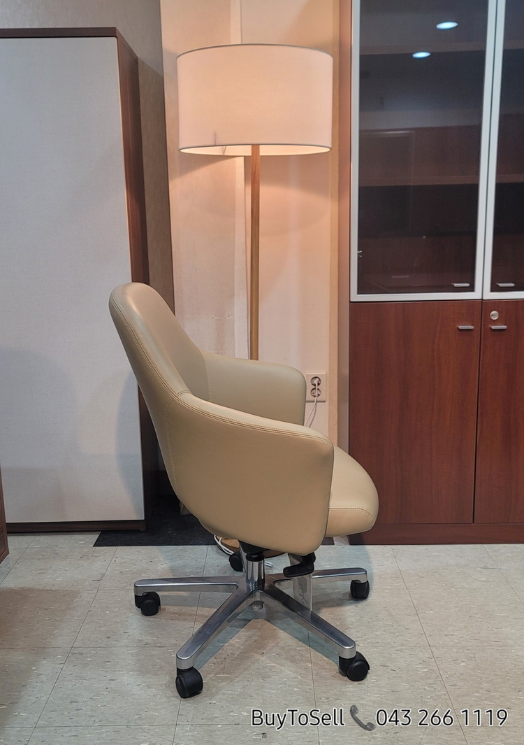 퍼시스 인비토의자 CH3801 중역의자 판매 이미지