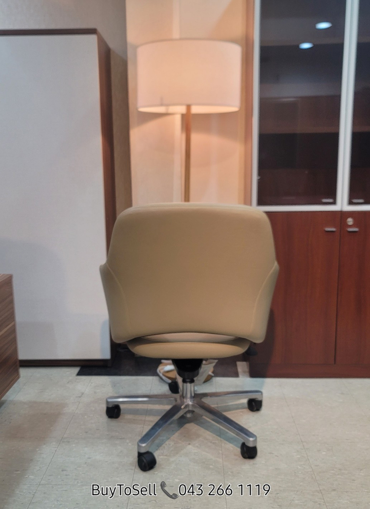 퍼시스 인비토의자 CH3801 중역의자 판매 이미지