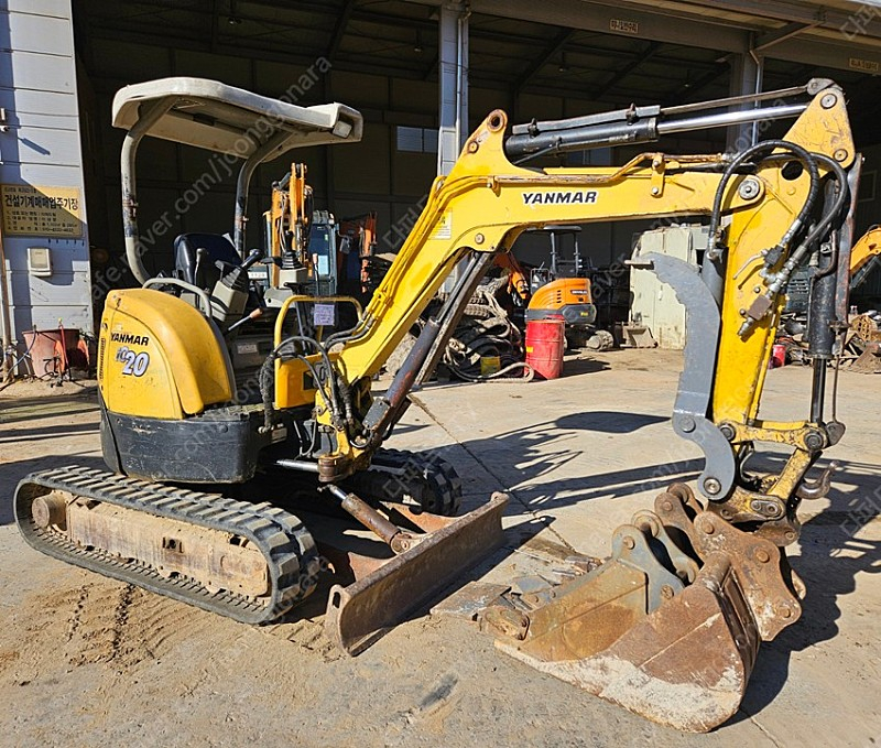 중고미니굴삭기 얀마 2톤 VIO20 2015년식 가동시간 8100시간 이미지