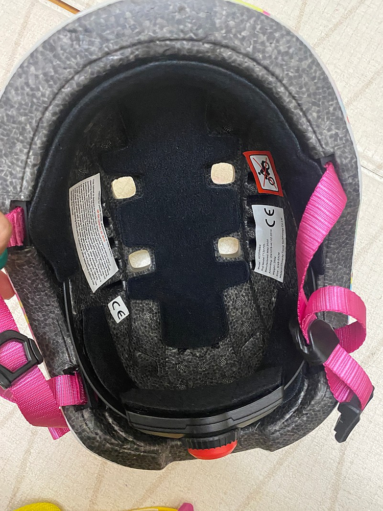 MICRO 헬멧 디럭스 V3 두들스팟 S 사이즈 및 무릎팔꿈치 보호대세트(윈드밀 서비스) 이미지