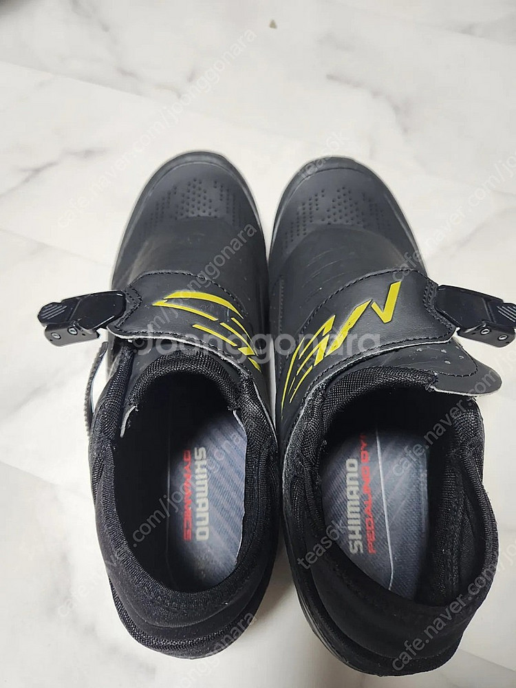 시마노 mtb 클릿슈즈 43사이즈 봄가을겨울용 shme701--0