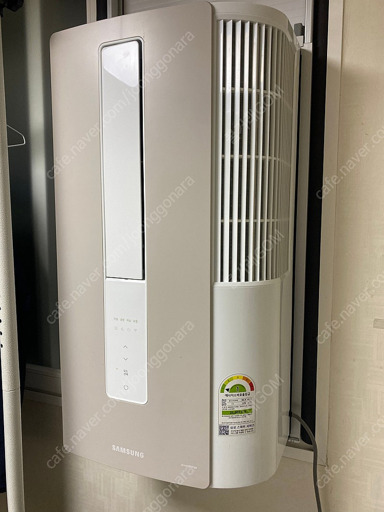 22년 삼성 창문형 에어컨 이미지