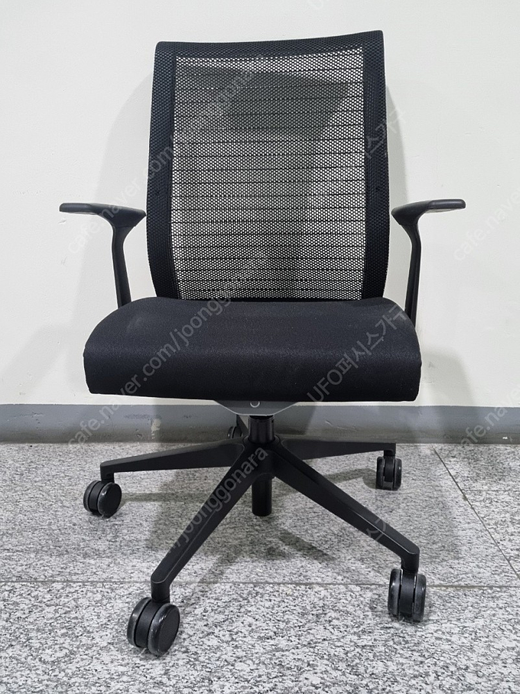 수입명품의자 스틸케이스 씽크의자(띵크의자-사무용, 사무실,학생의자) 이미지