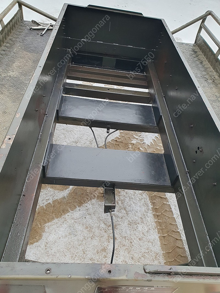 미군용 소형 추레라 싸게 판매합니다. 이미지