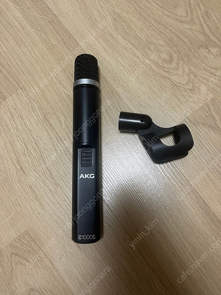 AKG C1000S 콘덴서 마이크 팝니다 이미지