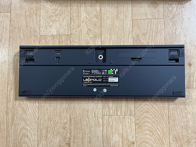 레오폴드 / FC900RBT PD 적축 그라파이트 화이트 한글 이미지