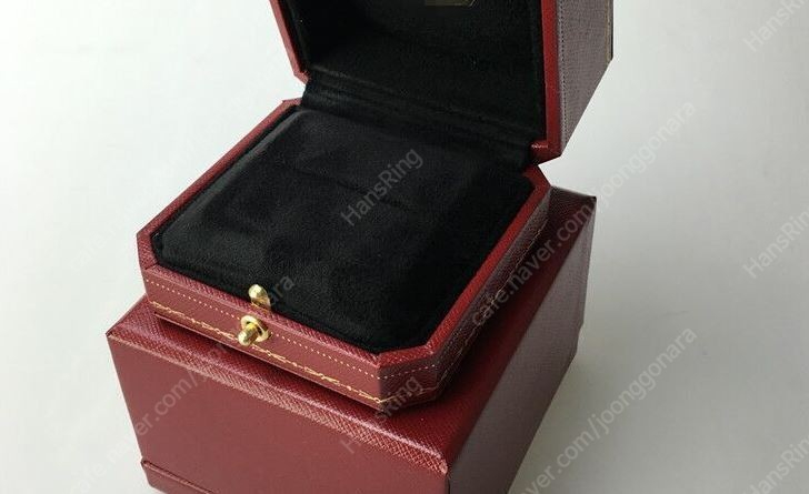 까르띠에케이스 판매합니다 이미지