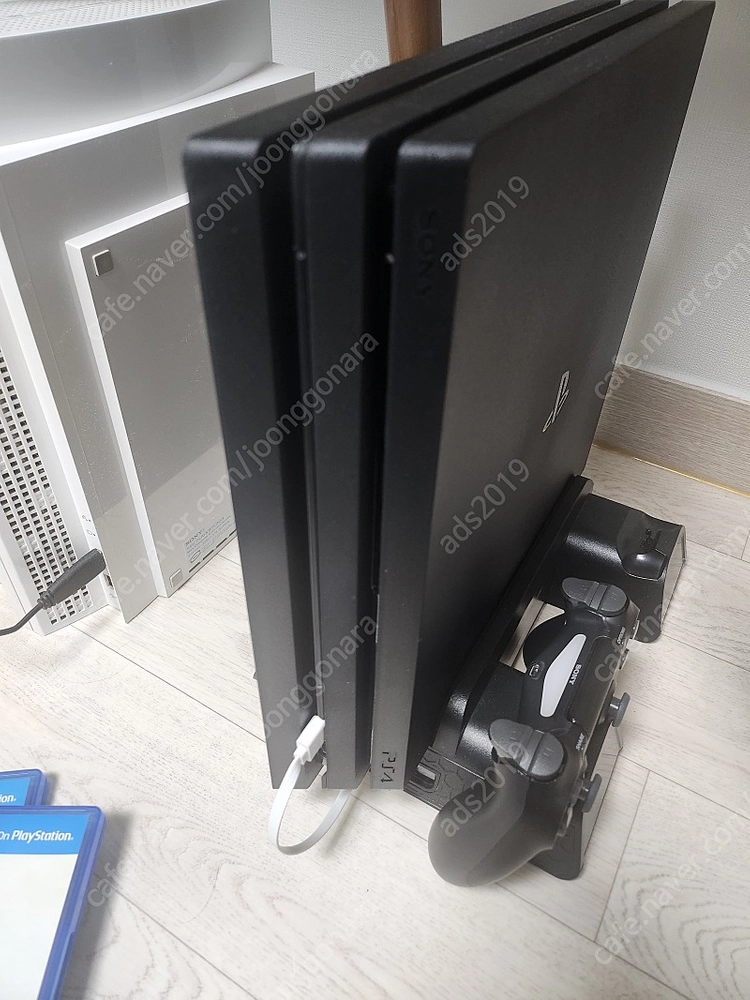 Ps4프로7218최신버전 최상급상태팝니다[펌웨어문의차단] 이미지
