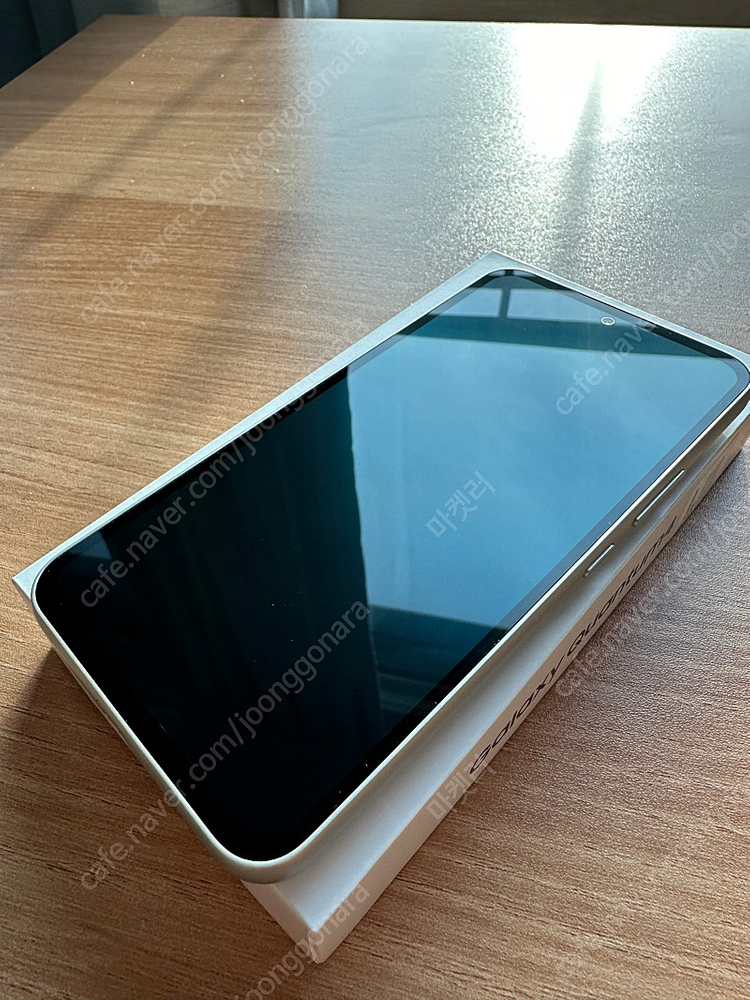 [개인]삼성 갤럭시 퀀텀4(A54) 화이트(케어플러스 적용)판매합니다 이미지