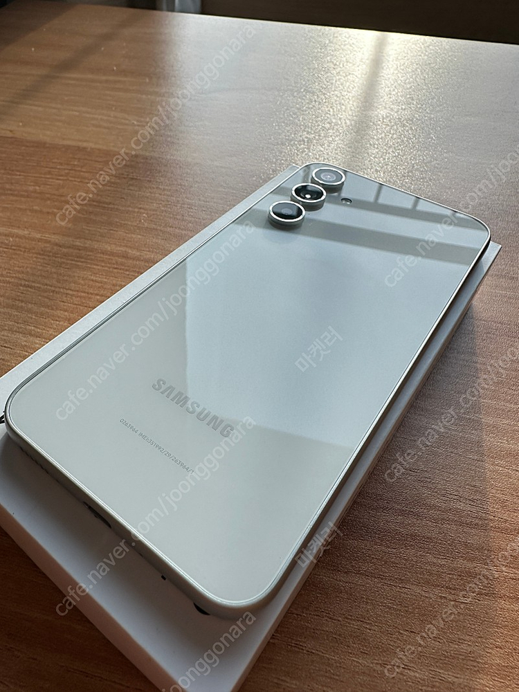 [개인]삼성 갤럭시 퀀텀4(A54) 화이트(케어플러스 적용)판매합니다 이미지