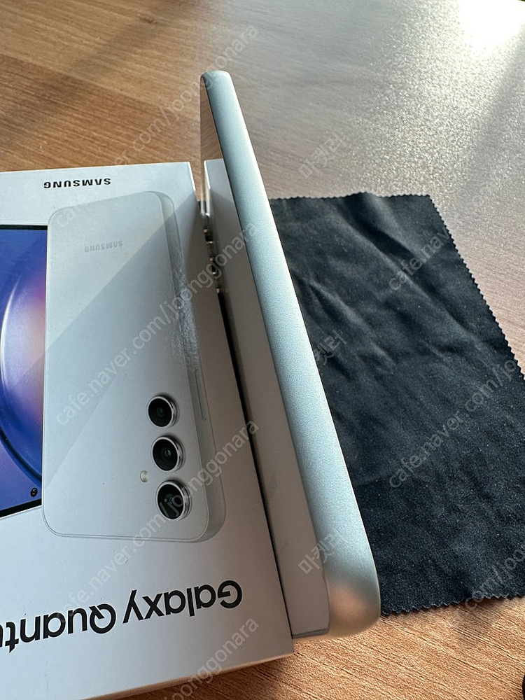 [개인]삼성 갤럭시 퀀텀4(A54) 화이트(케어플러스 적용)판매합니다 이미지