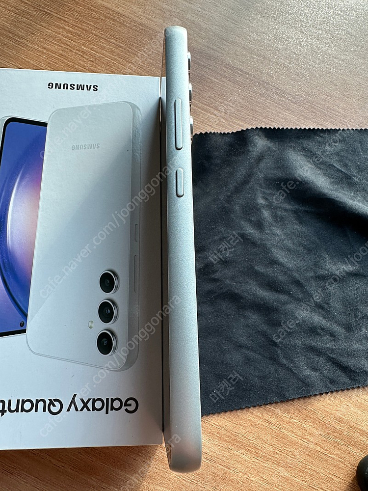 [개인]삼성 갤럭시 퀀텀4(A54) 화이트(케어플러스 적용)판매합니다 이미지