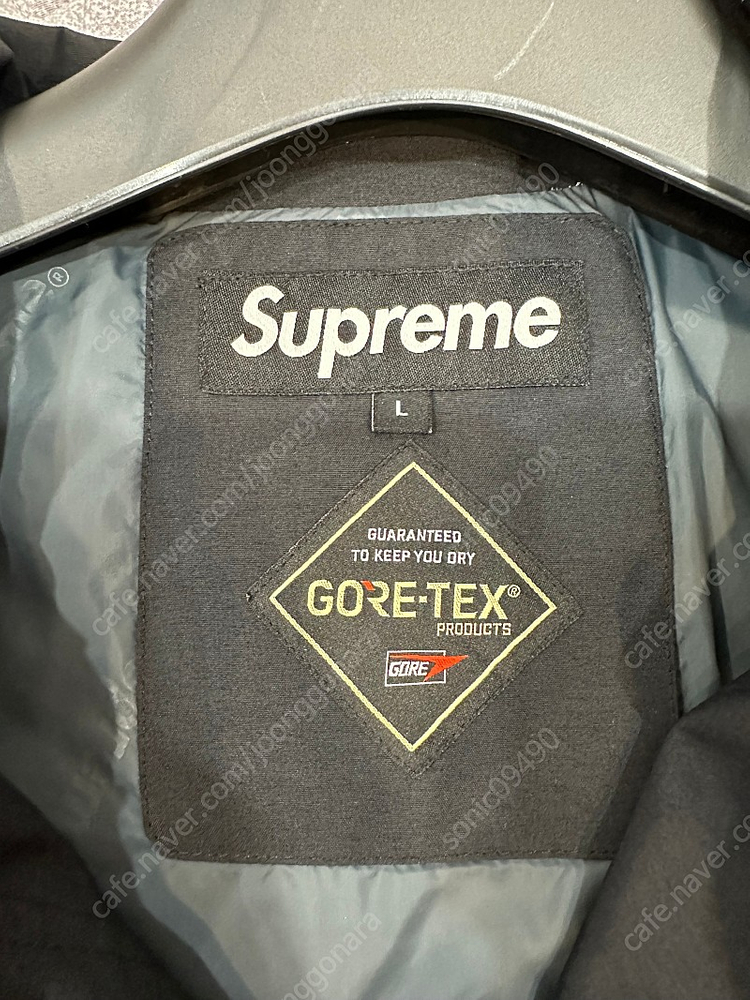 슈프림 고어텍스 트랙 자켓 L 사이즈--0