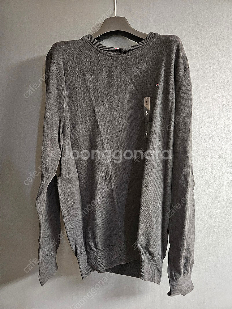 새제품 타미 힐피커 크루넥니트 라지 사이즈 블랙--0