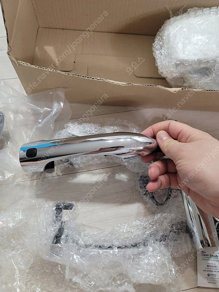 올뉴모닝(JA) 도어 외캐치(크롬) 순정 셋트 팝니다--1