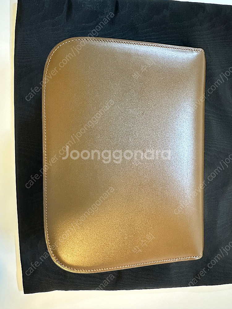셀린느 클래식박스 카멜--4