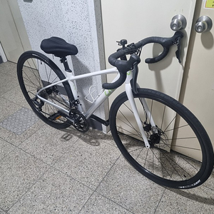 자이언트 자전거 ar4 (23년식) - 두번탄 자전거입니다