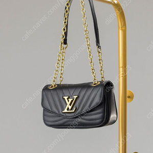 루이비통 [LOUIS VUITTON] 뉴 웨이브 체인 백 PM