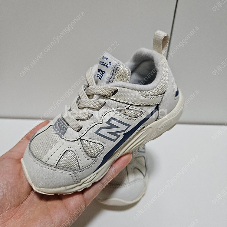 유아 뉴발란스 878 130사이즈 팝니다--4