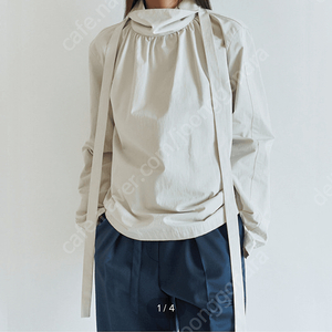 오스더 osthe Reversible Shirring blouse