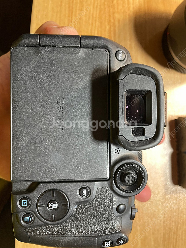 캐논 R7 바디 + rf 16mm 팝니다(보증 24년 ...--2