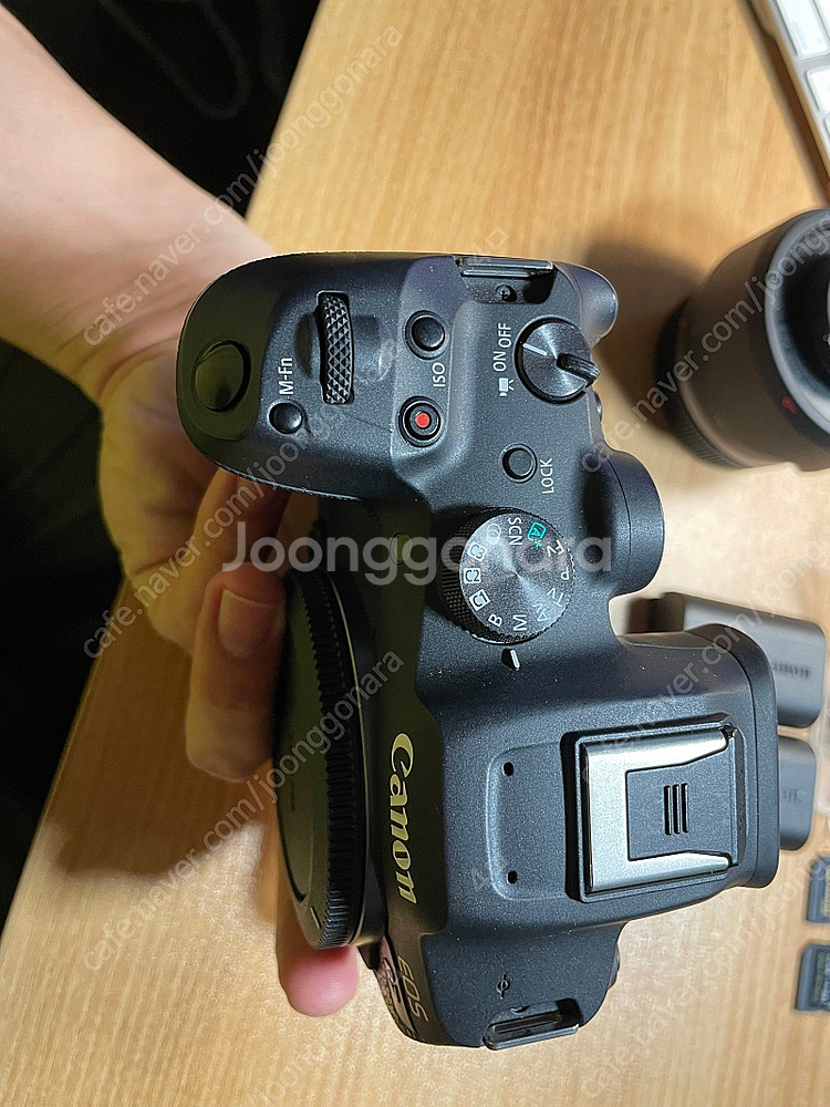 캐논 R7 바디 + rf 16mm 팝니다(보증 24년 ...--6