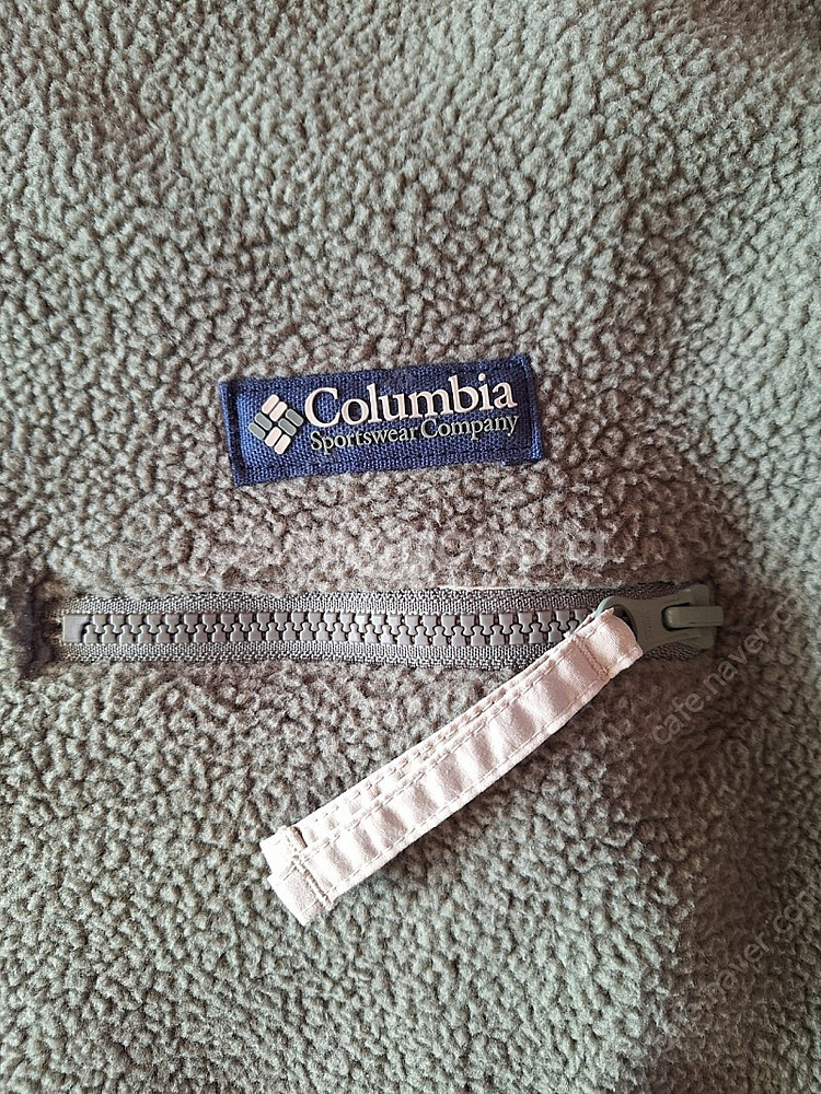 컬럼비아 헬베티아 플리스 L사이즈 판매합니다--2