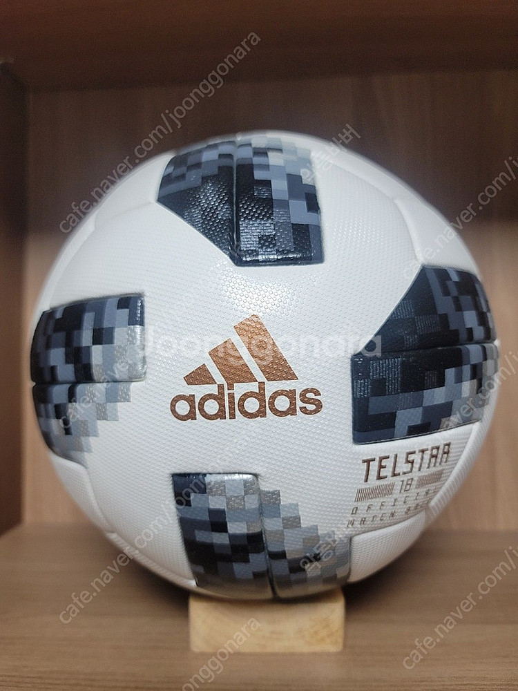 2018 러시아 월드컵 공인구 (아디다스 텔스타) 판매--1
