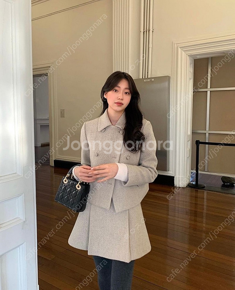 르플레인 뮤트스커트 베이지/블랙 s 새상품 판매합니다--3