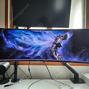 삼성전자 OLED G9 49인치 모니터 팝니다.