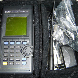 2GHz RF FIELD ANALYZER ( 3200 )