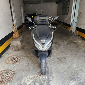 20년식 pcx125팝니다.