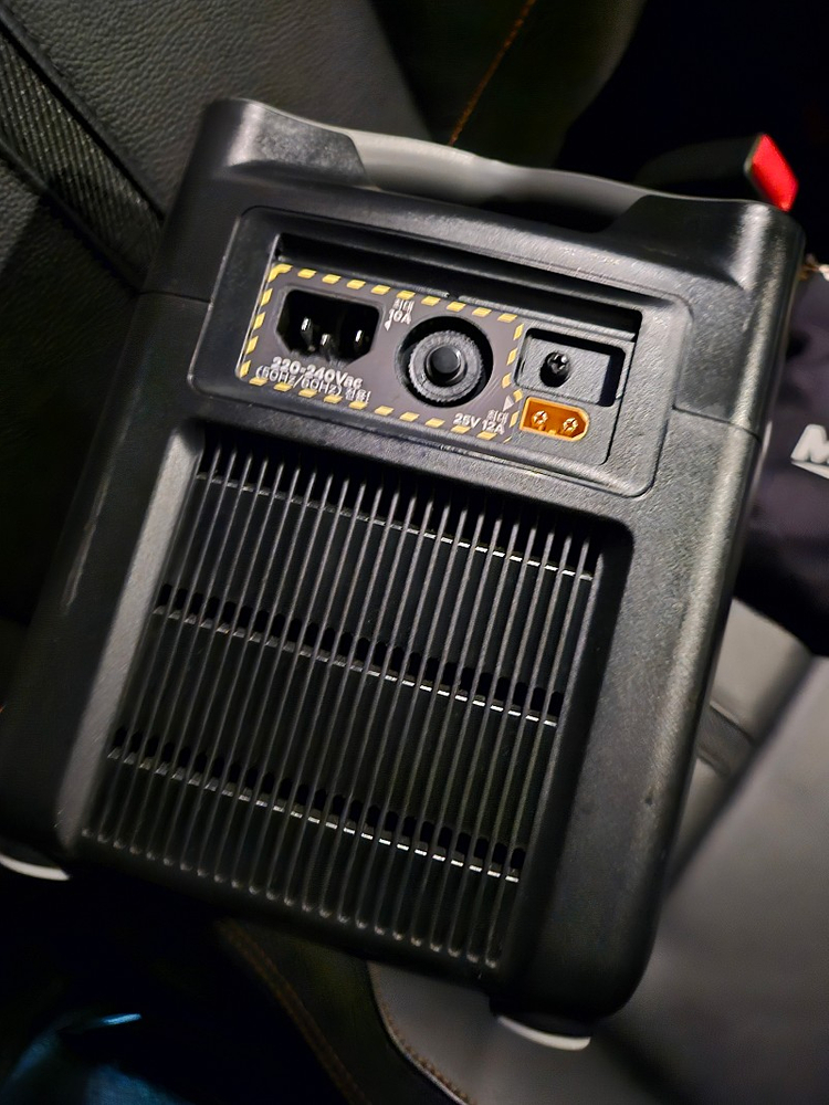 에코플로우 파워뱅크 리버프로 + 추가 배터리 판매합니다.--1