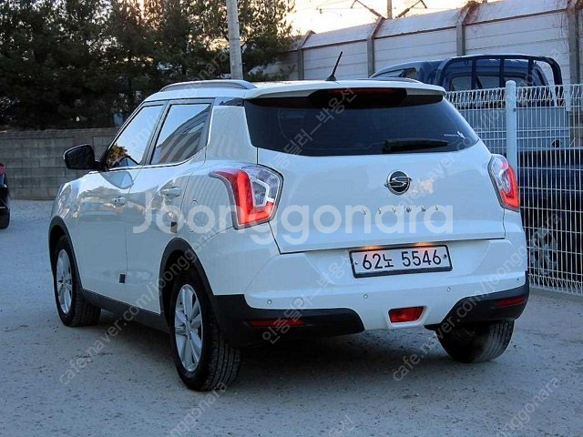 쌍용 티볼리 아머 1.6 가솔린 VX 중고차 저렴하게 판매 합니다--2