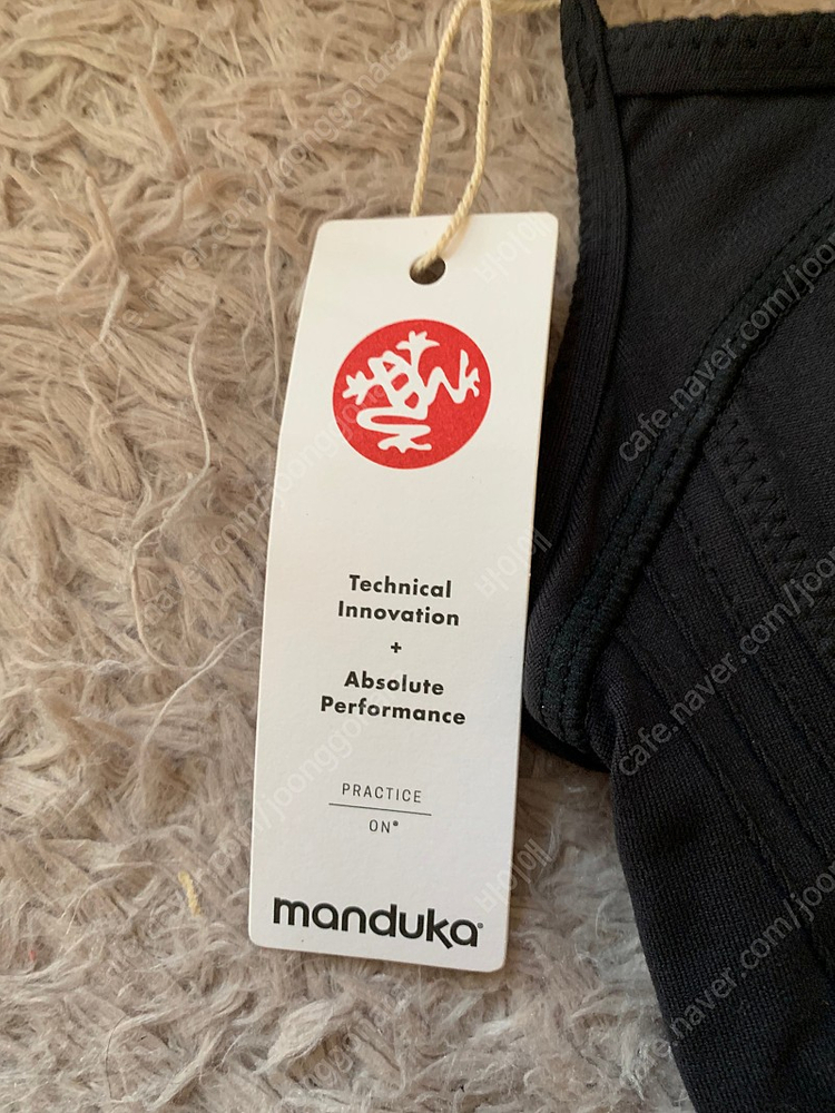 만두카 탱크탑 요가복 size XS 새상품--2