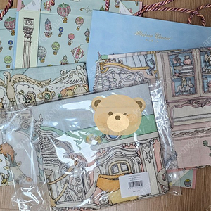 아뜰리에슈 블랭킷 미개봉새제품 82,000원 (박스 추가시 +3,000원)